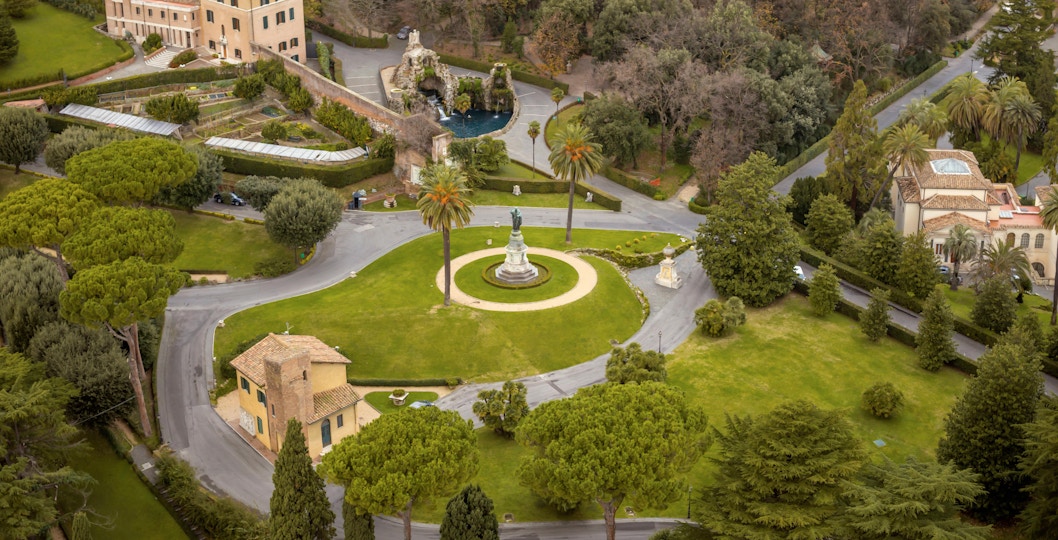 Vatican gardens tour