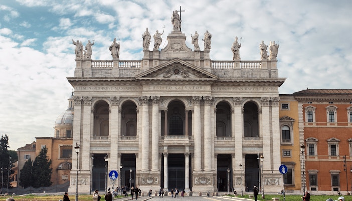 Best places to visit in Rome Palazzo Lateranense