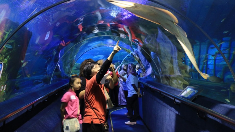 about aquaria klcc