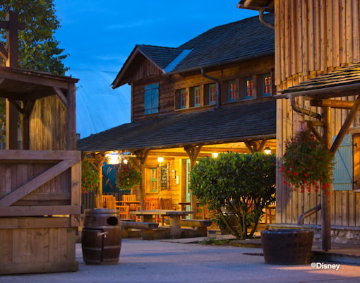 Restaurantes Disneyland París, Crockett’s Tavern
