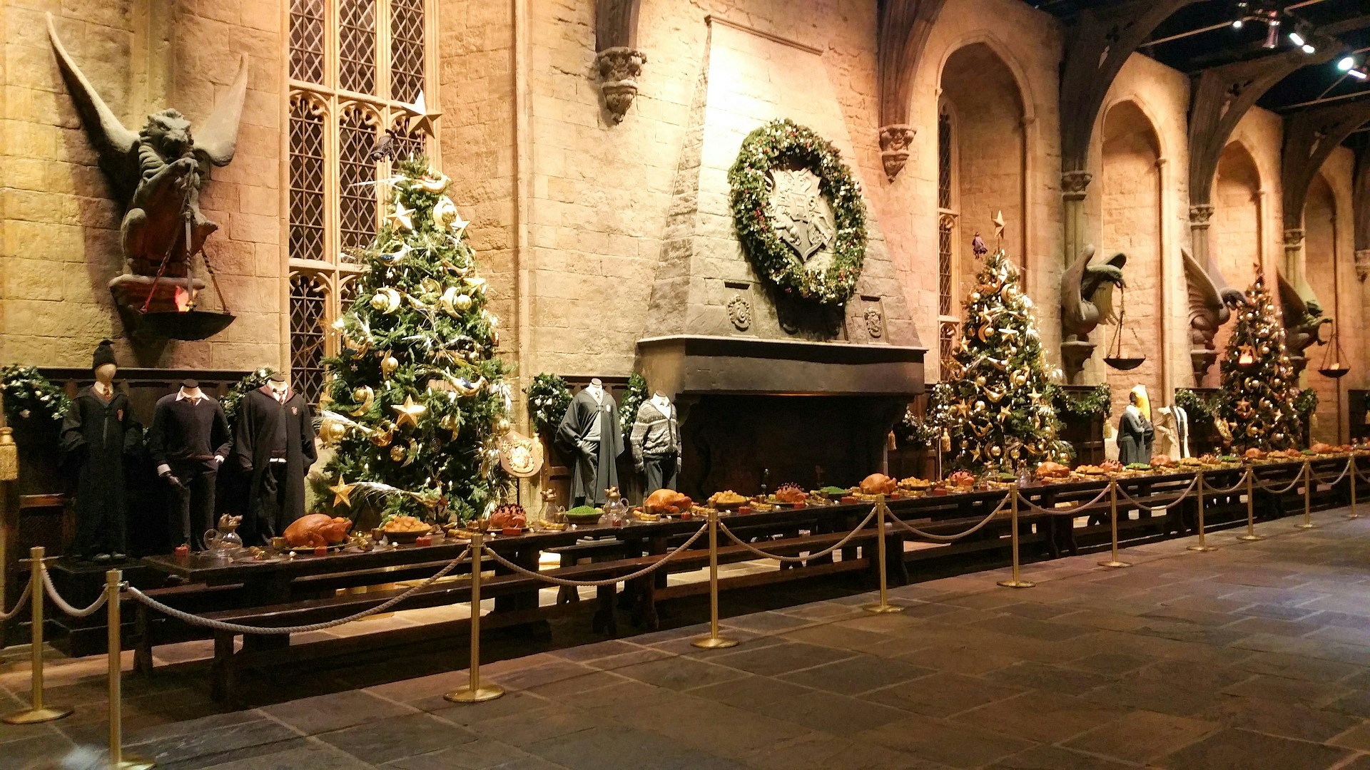 Great Hall decorated for Christmas at Harry Potter Studio Tour, London.
