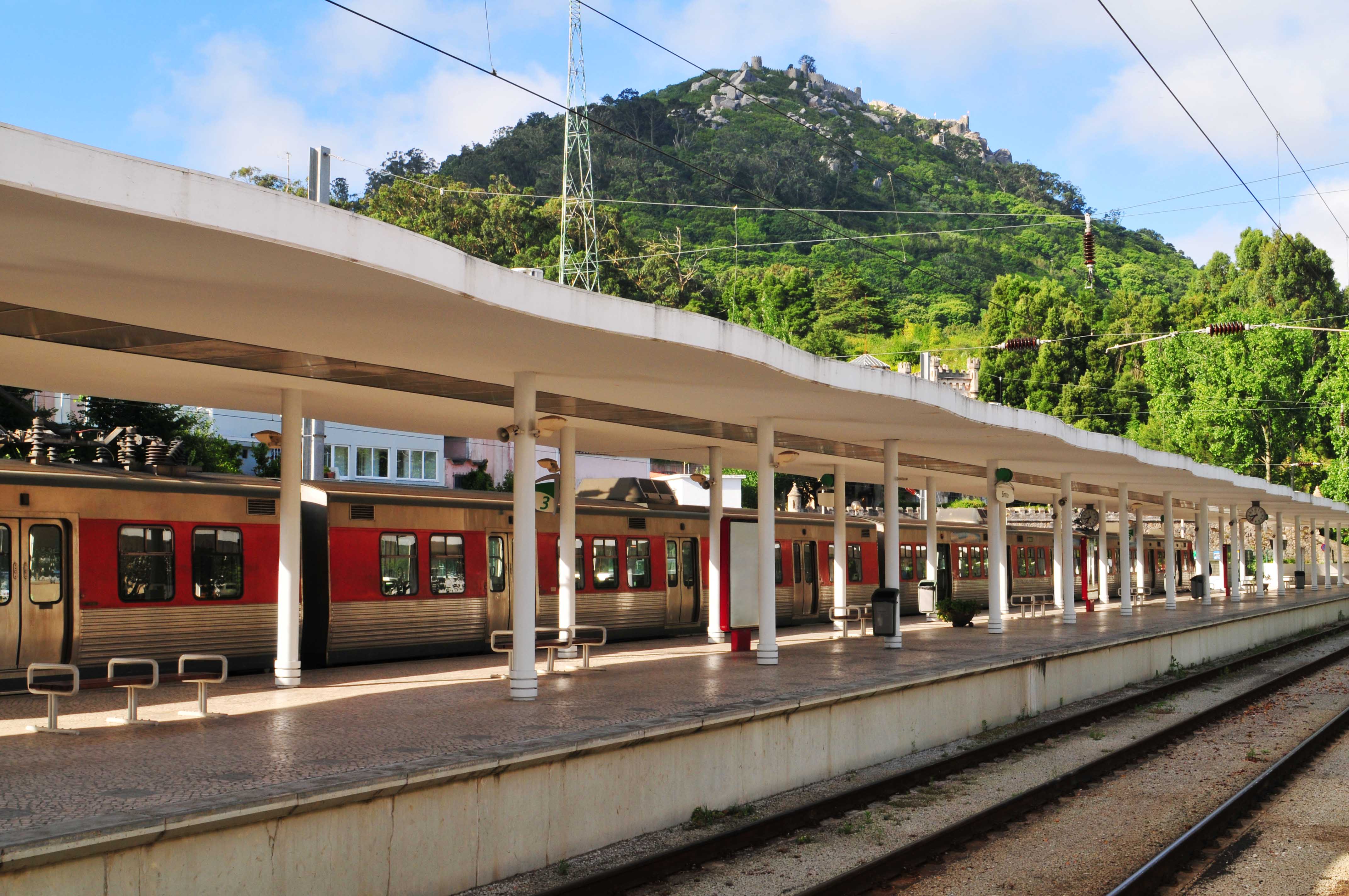 Getting to Monserrate Palace & Park