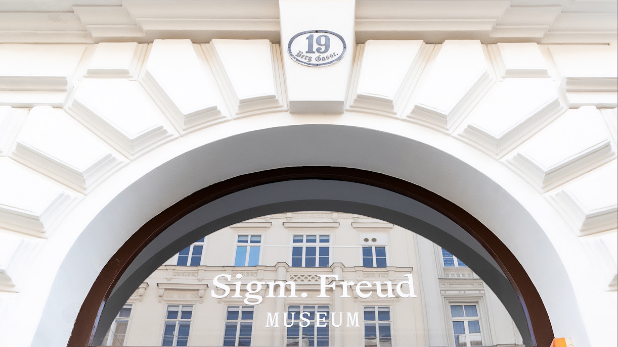 Sigmund Freud Museum tickets - Why Visit the Sigmund Freud Museum?