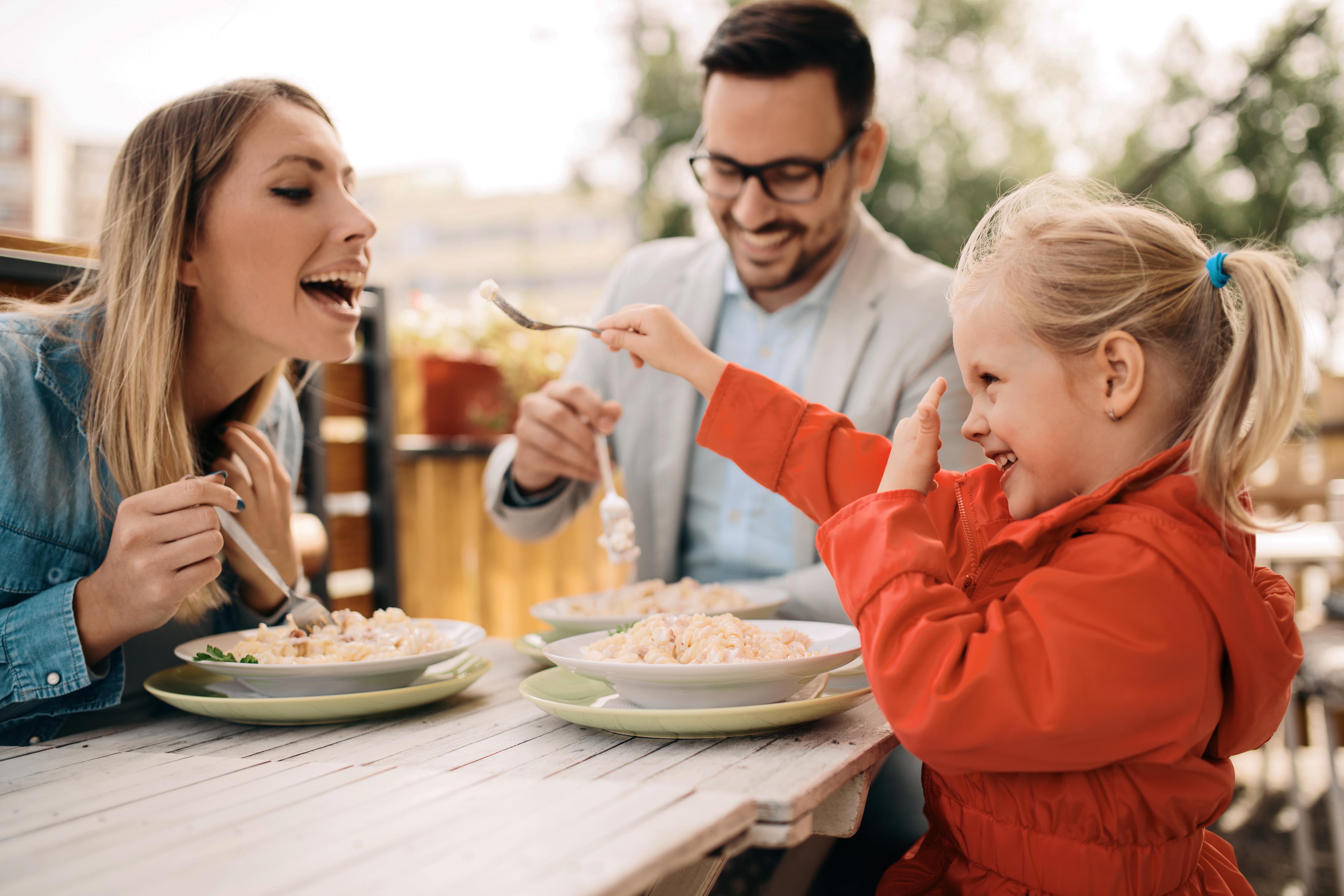 Paris with Kids - Le Pássarito