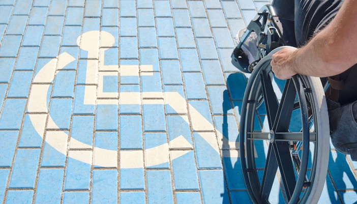 Sedia a rotelle - giro gondola venezia