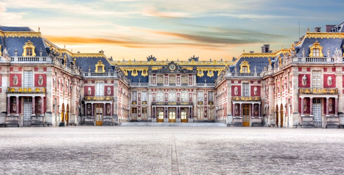 VERSAILLES