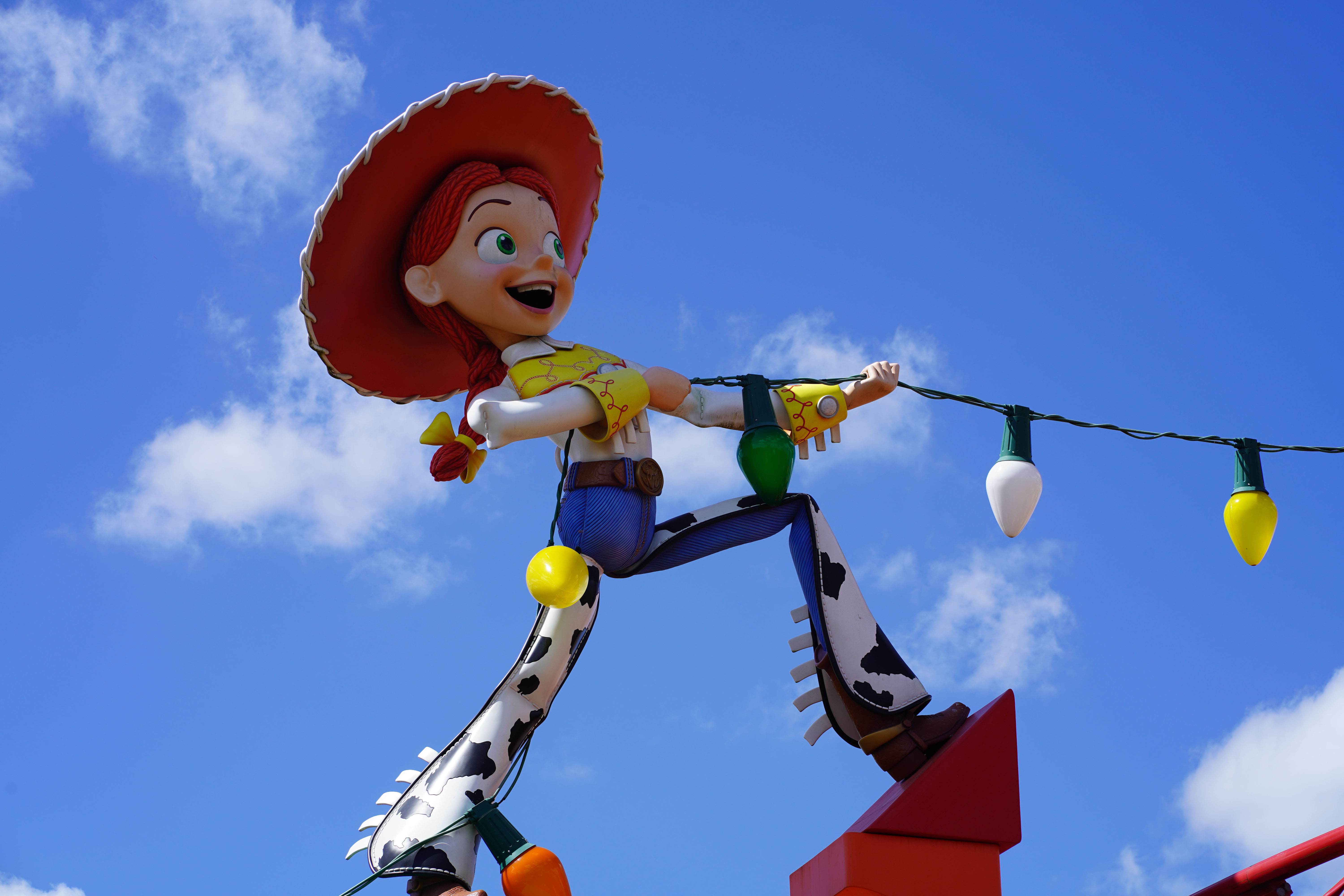 Disneyland Paris Characters | Know Where To Find Them