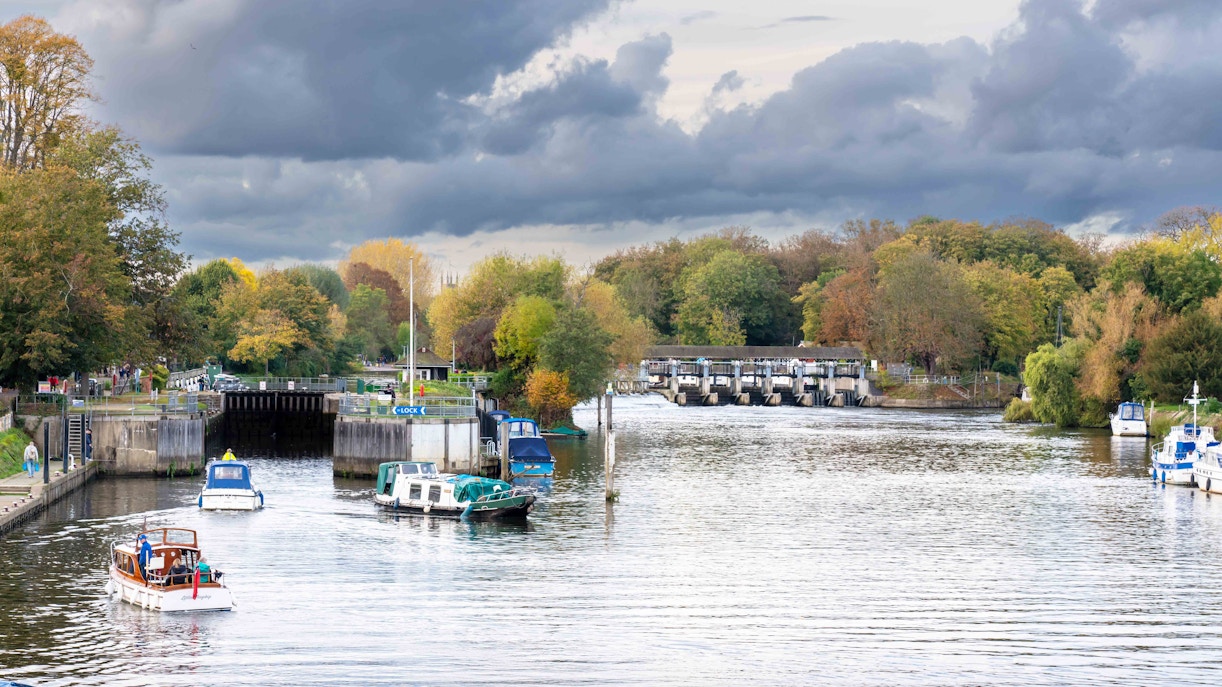 Hampton Court Palace