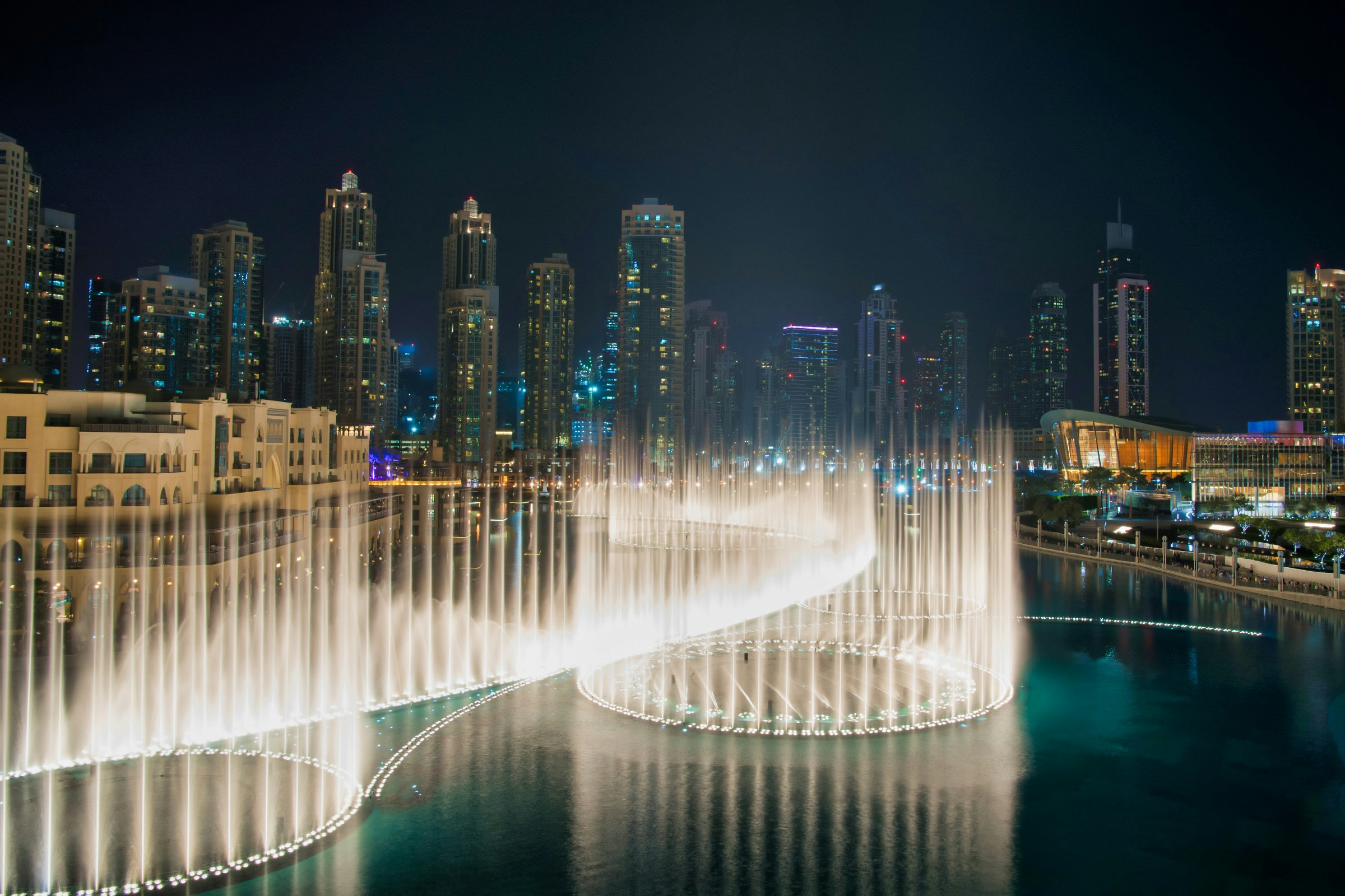 the dubai fountain