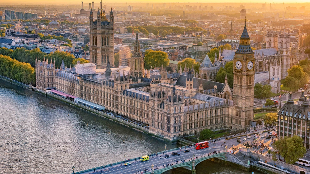 Houses of Parliament view from London Eye, showcasing iconic architecture.
