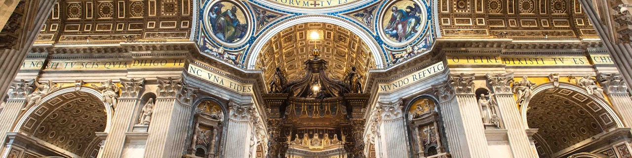 Ingresso alla basilica di San Pietro con audioguida