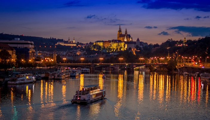 vitava river cruise at night