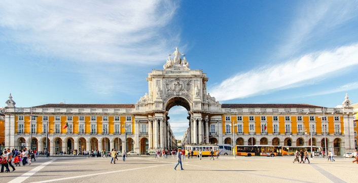 Book Lisbon City Card & Passes