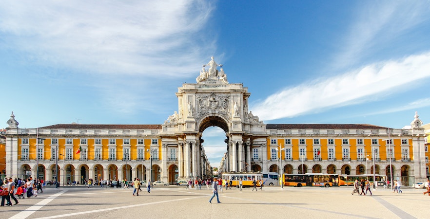 Book Lisbon City Card & Passes