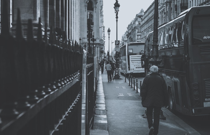 Visit Orsay by Bus