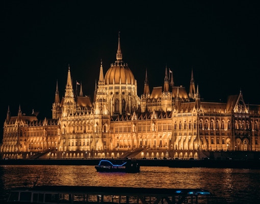 Christmas in Budapest - Danube festive cruise