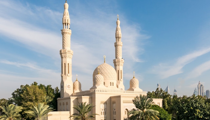Best Places to Visit in Dubai - Jumeirah Mosque