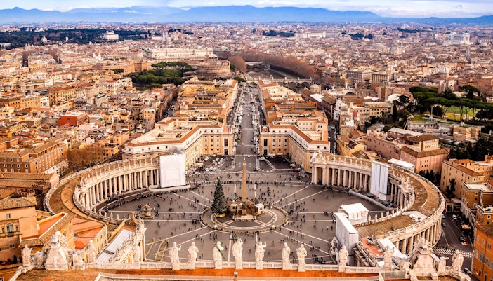 Best places to visit in Rome St. Peter's Square