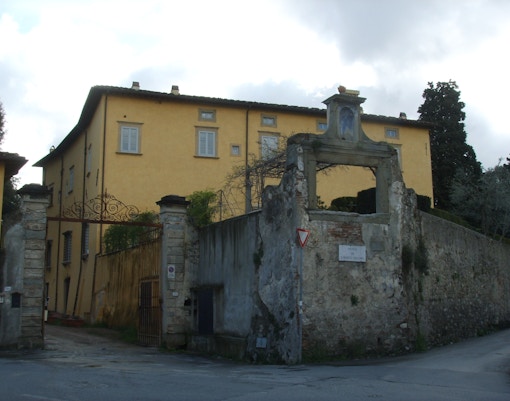 Florence Travel Guide - Via Bolognese