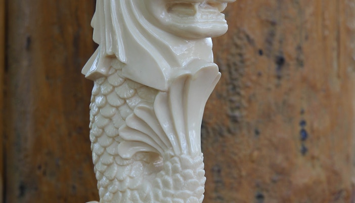 Shopping in Singapore - Merlion Souvenirs