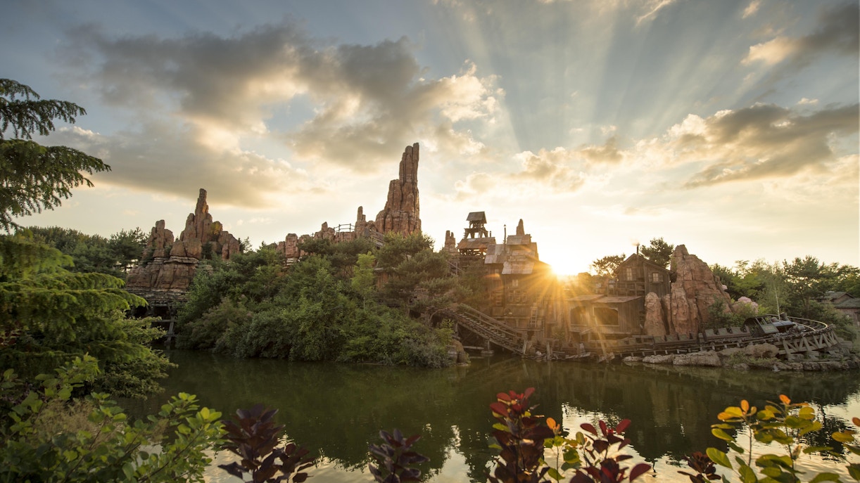 Visit Disneyland Paris Information