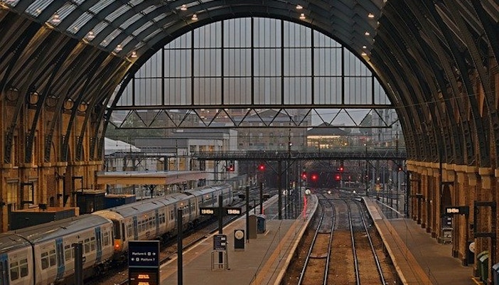 london train station