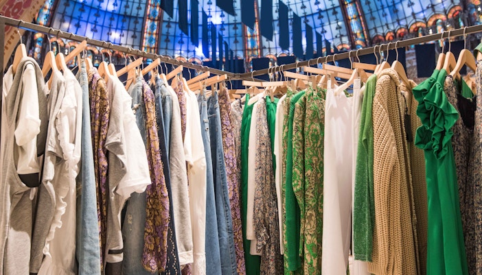 Shopping in Paris Avenue George V