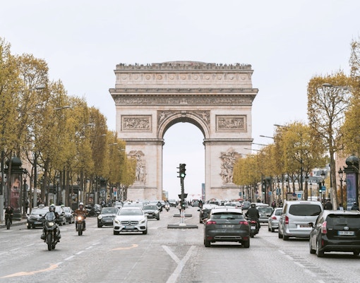 onibus turistico paris hop on hop off