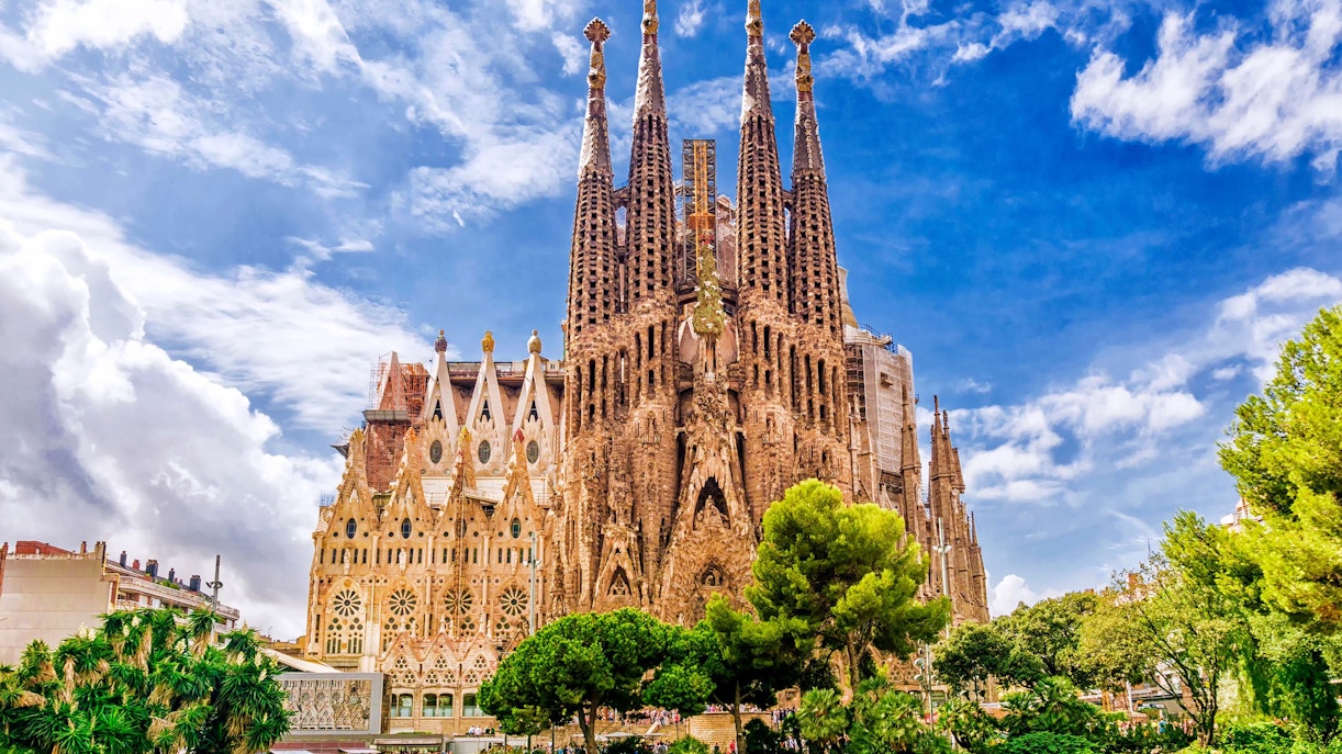 Sagrada Familia - Crypt Opening Hours