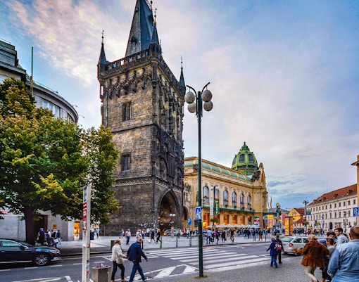 praga hop on hop off
