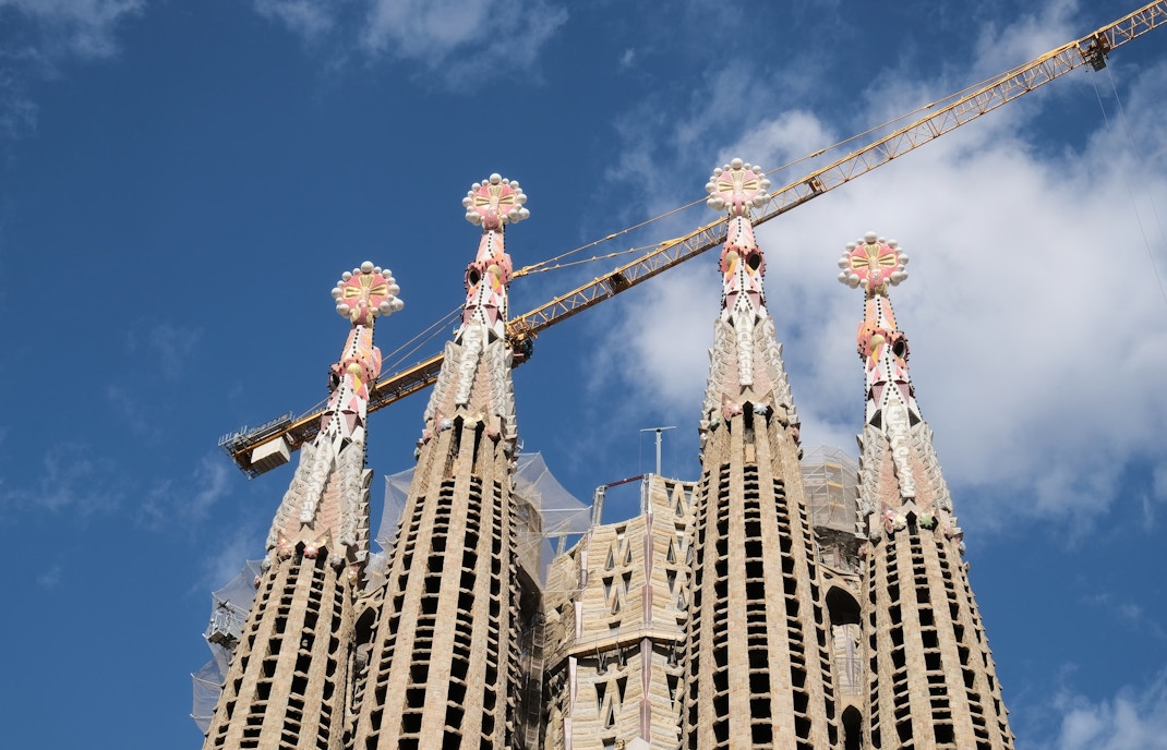 Sagrada Familia Facts