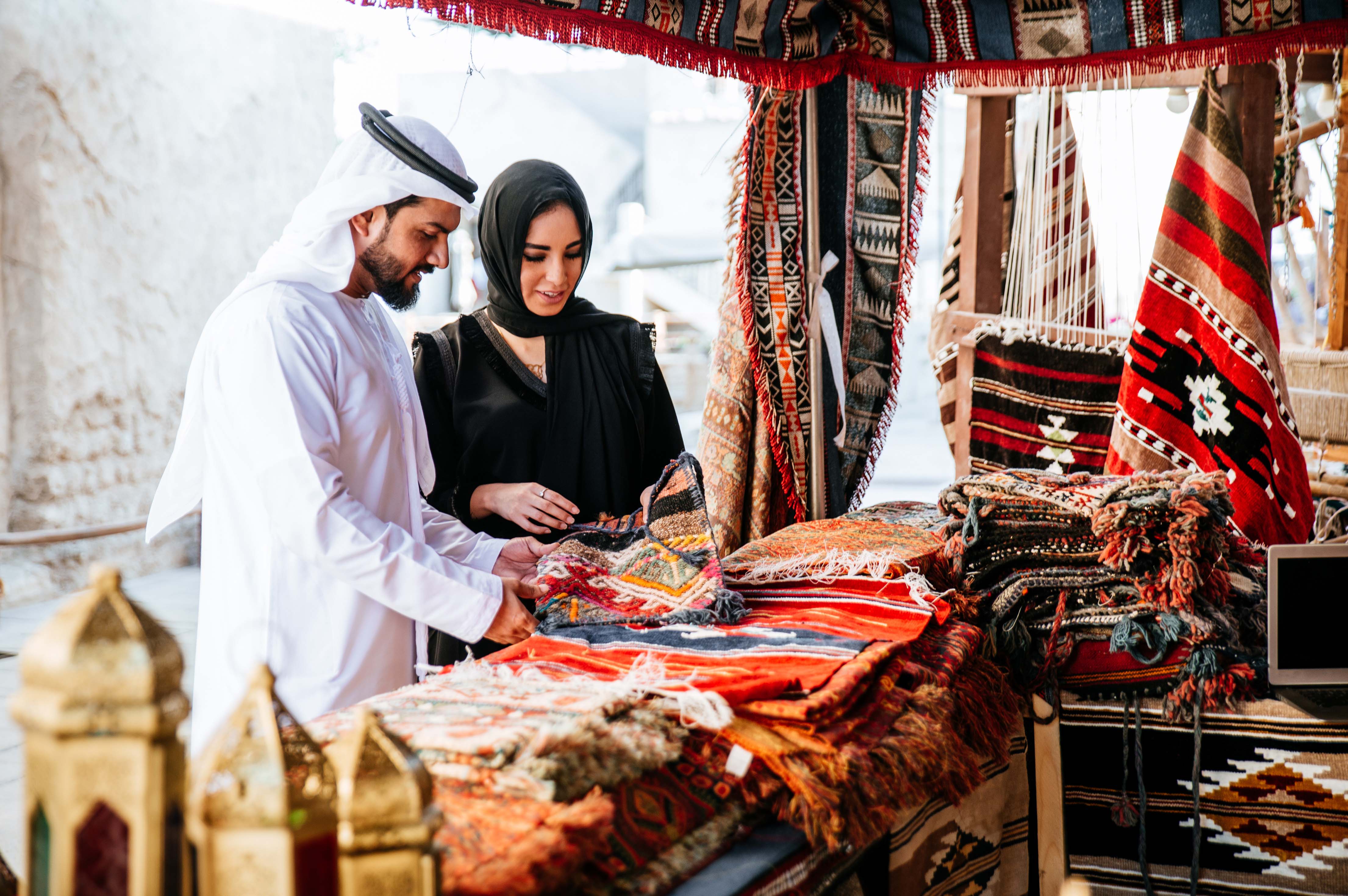 Best Souvenirs in Dubai  - Persian carpets