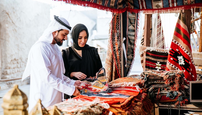Best Souvenirs in Dubai - Persian carpets