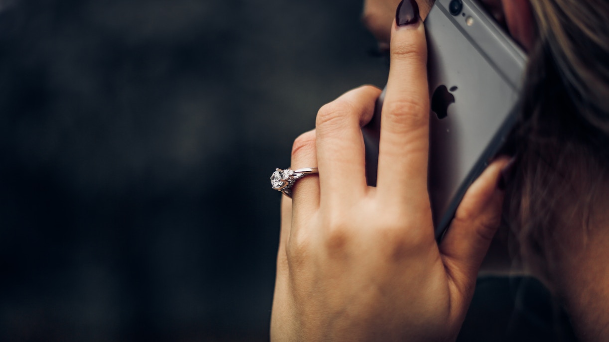 Rome Travel Guide - Phone calls