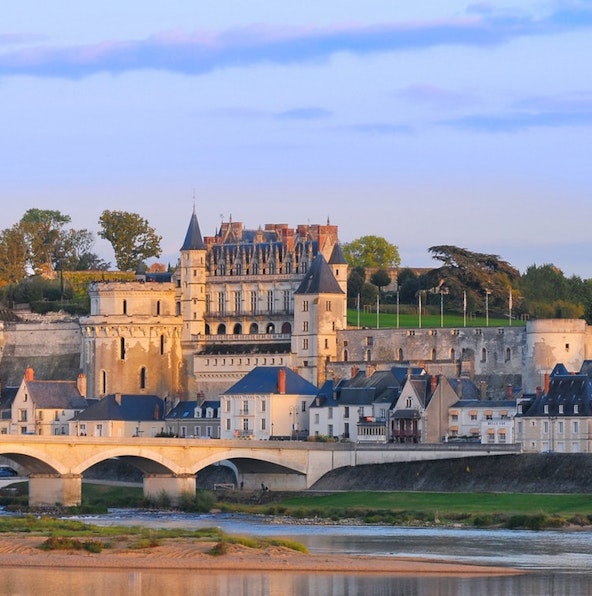 Exploring the majestic Château d’Amboise in Loire Valley