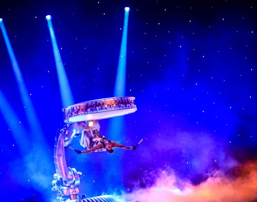 La Perle Tickets Story & Performances