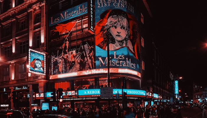 Eine Szene aus Die Mausefalle (The Mousetrap) im Londoner West End