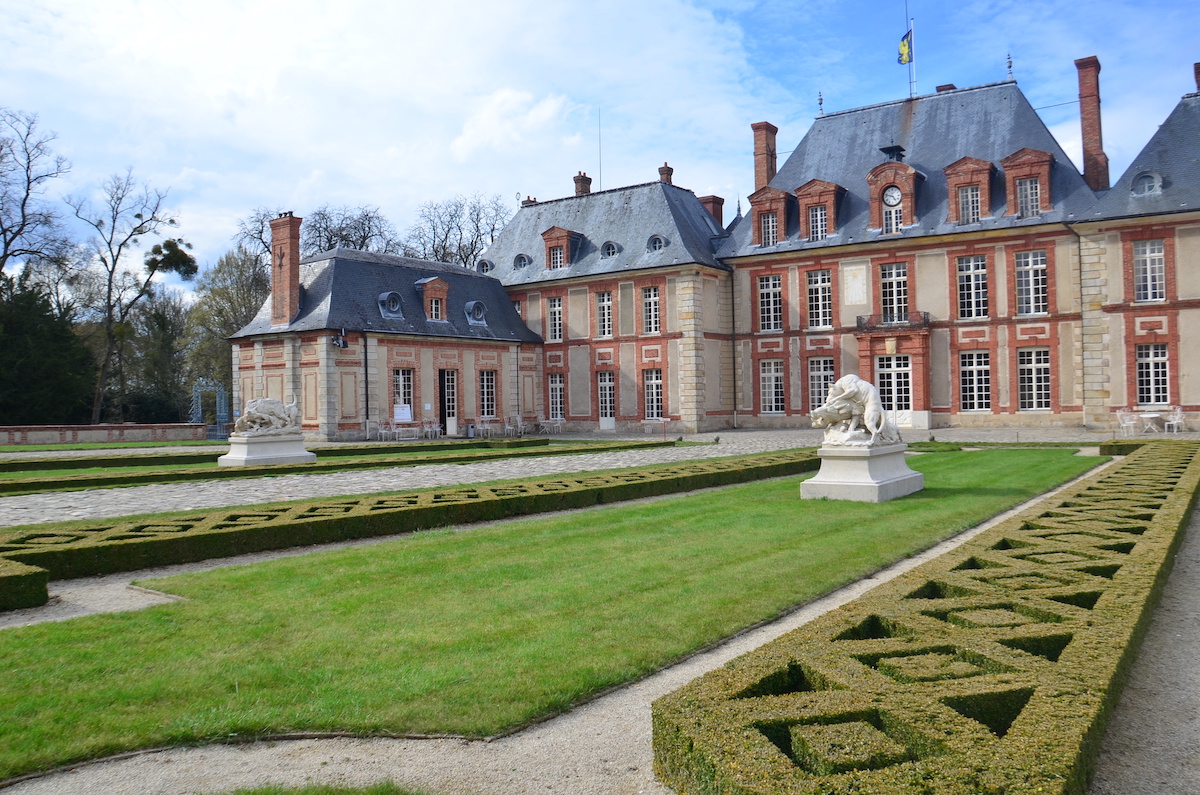 Paris Travel Guide- Grevin Museum