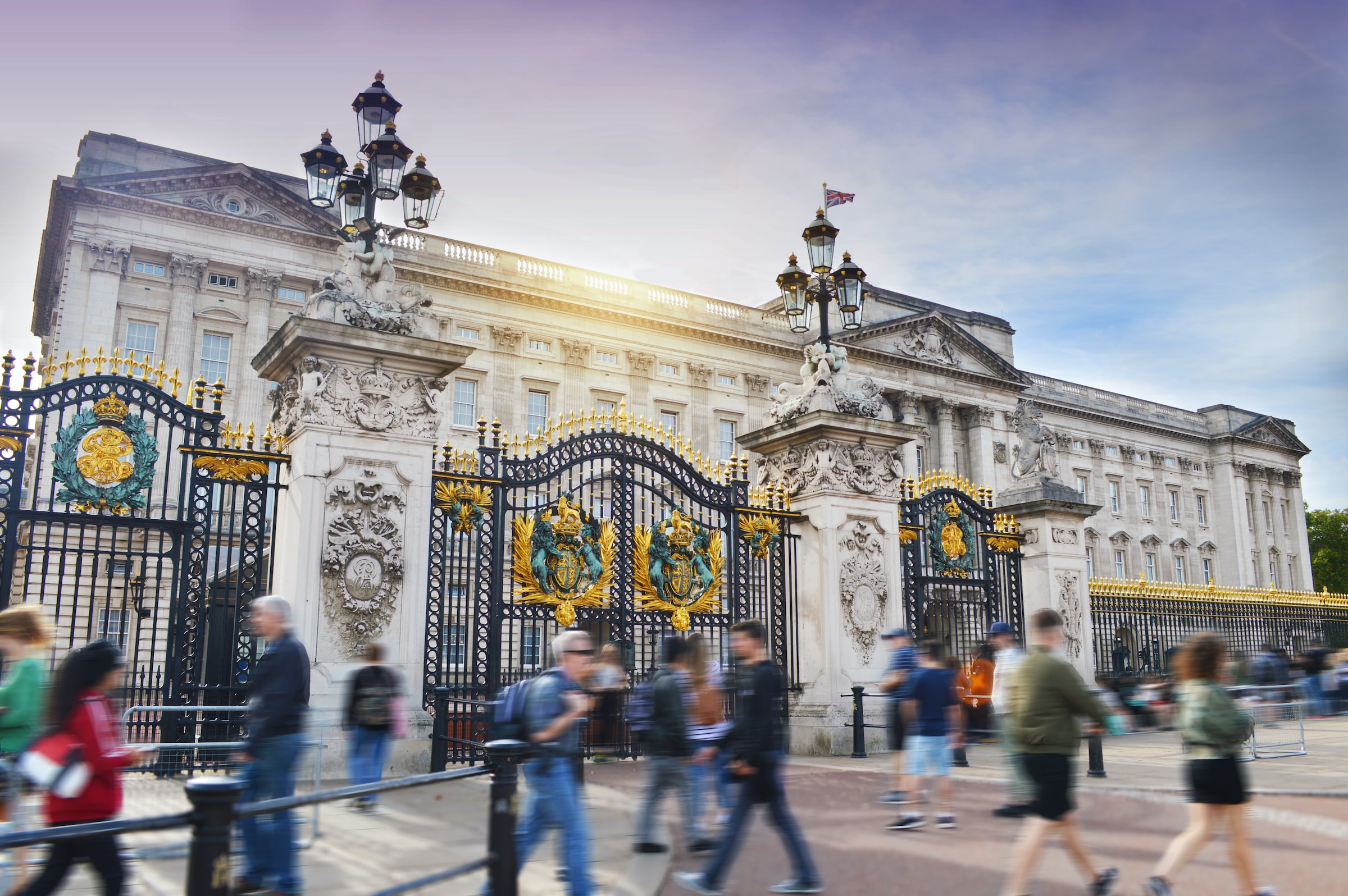 Book Guided Tours In London 2024 Immersive Tours Must See Attractions   48b779602d07f1ef2c2b277b379ecde4 Debbie Fan KVmKINrtLVk Unsplash 