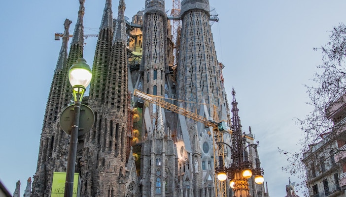 Sagrada Familia Opening Hours - Gaudi's Barcelona