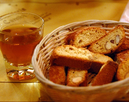 Florence Travel Guide - Cantucci in Vin Santo