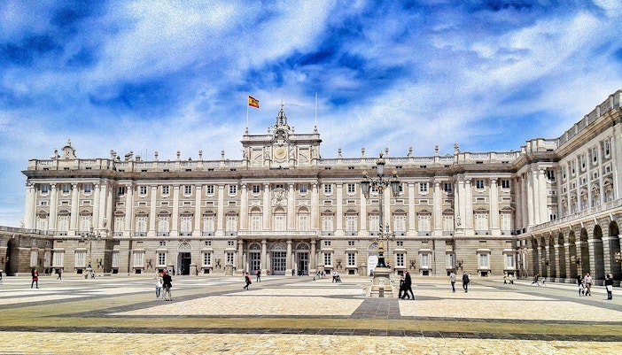 royal palace of madrid tours