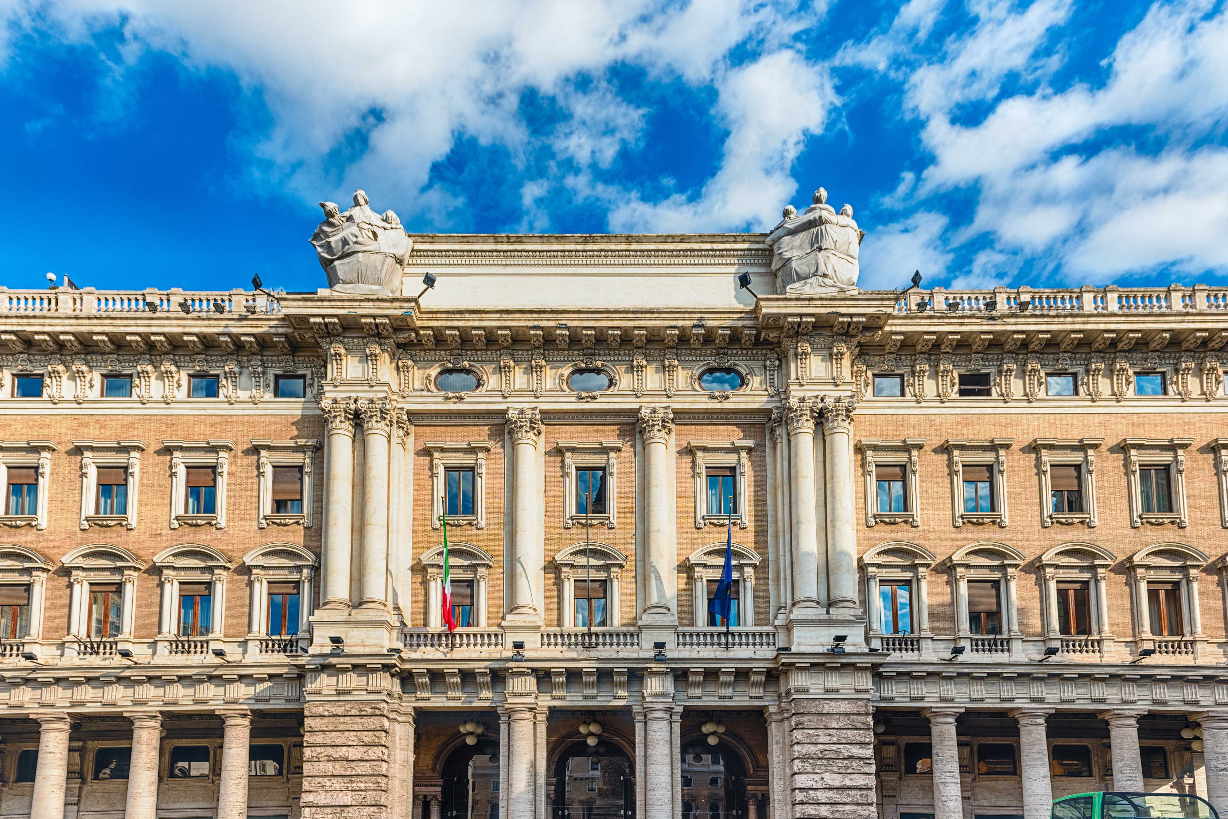 Shopping in Rome - Galleria Alberto Sordi