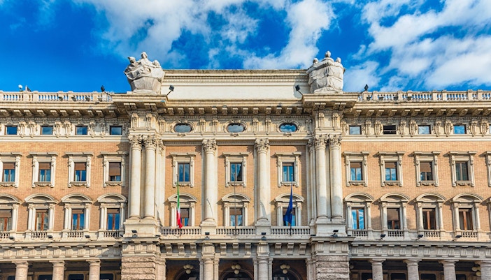 Shopping in Rome - Galleria Alberto Sordi