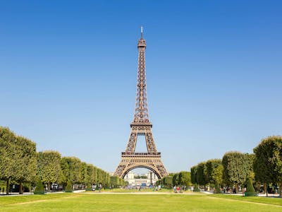 Montmartre Tour - Eiffel Tower