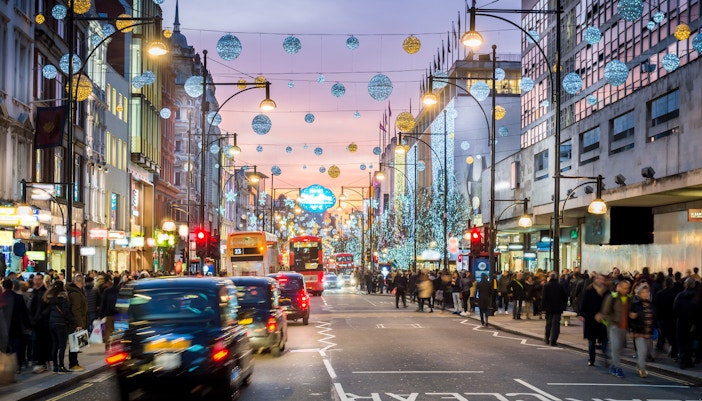 Shopping in London - Oxford Street