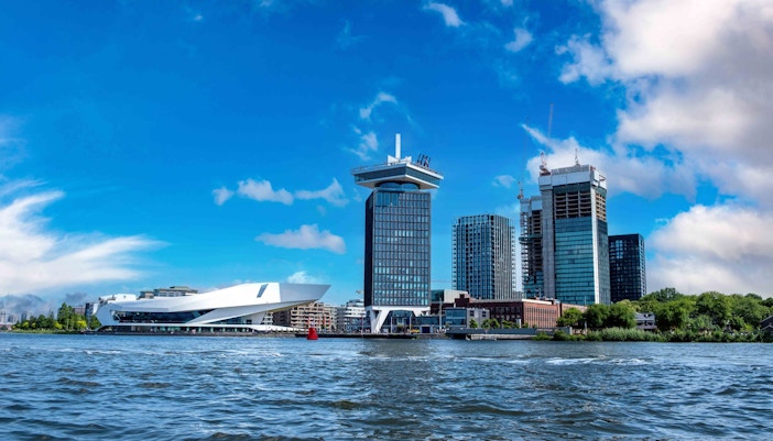 sightseeing boat amsterdam