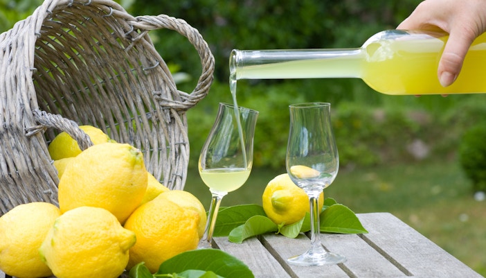 Shopping in Rome - Limoncello