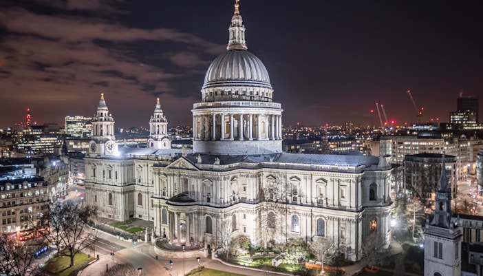 st paul's cathedral ww2