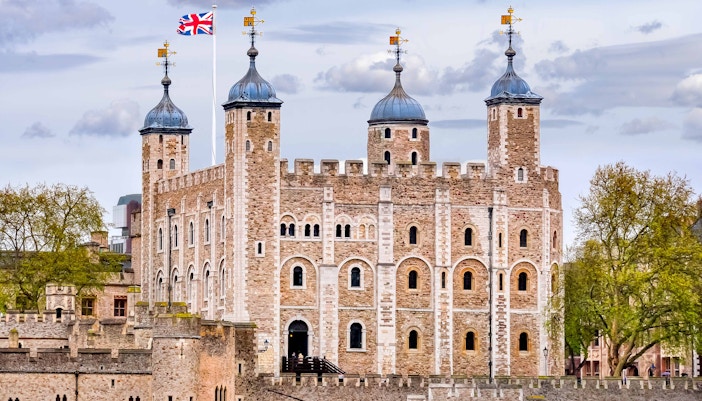 Best Places to Visit in London Tower of London